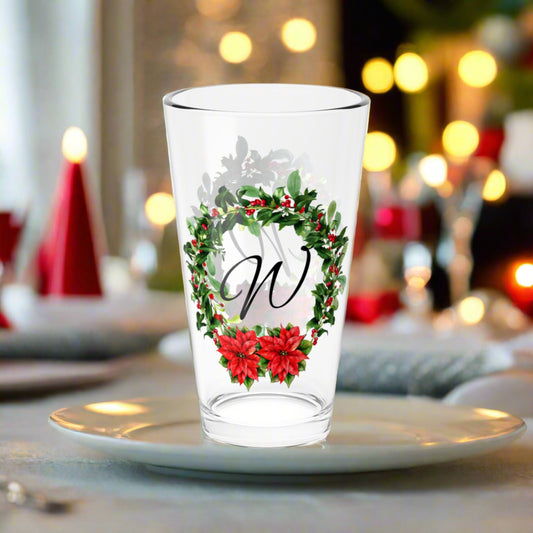 Christmas Wreath Glass "W"